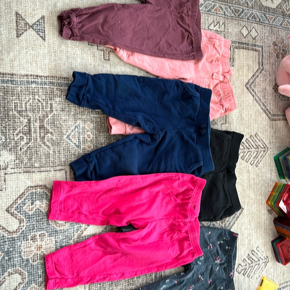 6 PC leggings and sweatpants set!